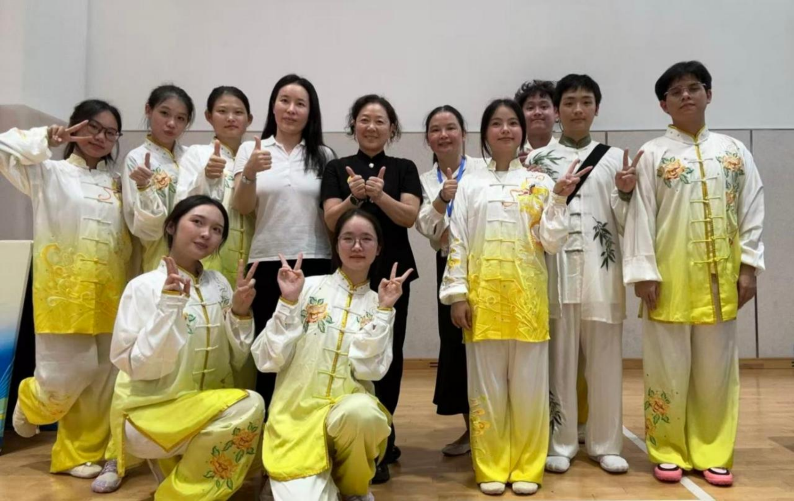 图片1 图片1