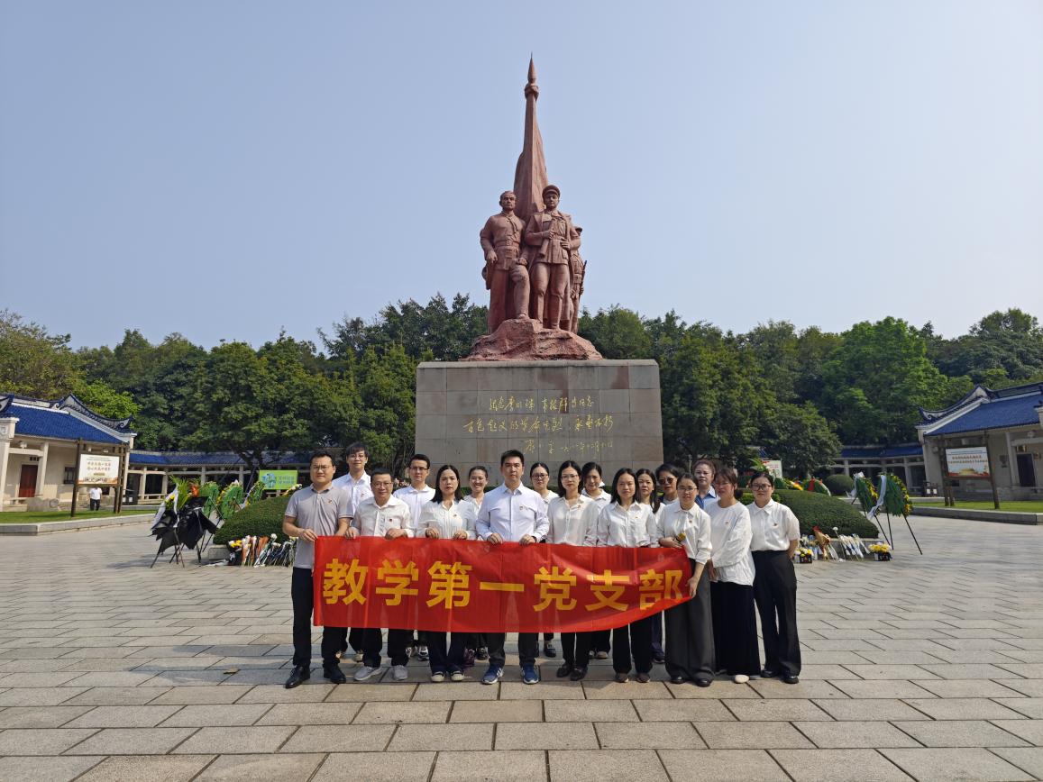 d35669201b47389642a34d31742d5956