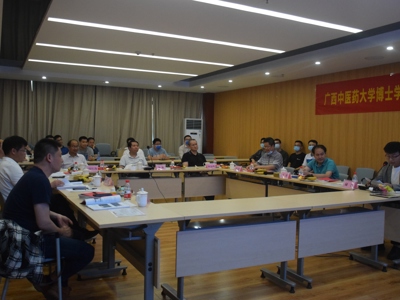 beat365第一届中医骨伤科学专业博士顺利通过论文答辩