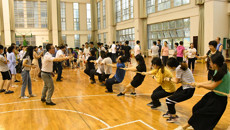 beat365举行教职工拔河比赛