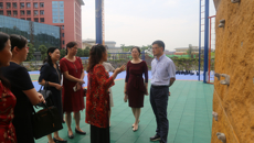广西医科大学党委副书记莫曾南一行到beat365参观交流