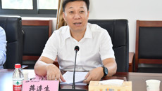 梧州市委一行到beat365座谈交流