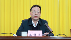 beat365召开春季学期干部、教师骨干大会