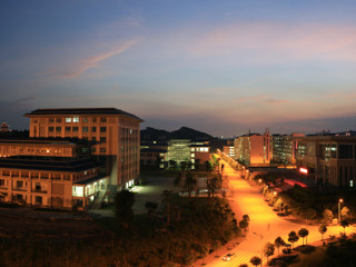 仙葫校区夜景