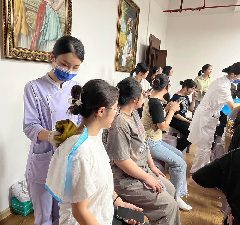 义诊现场图二