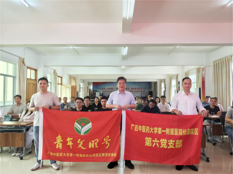 添加图片描述