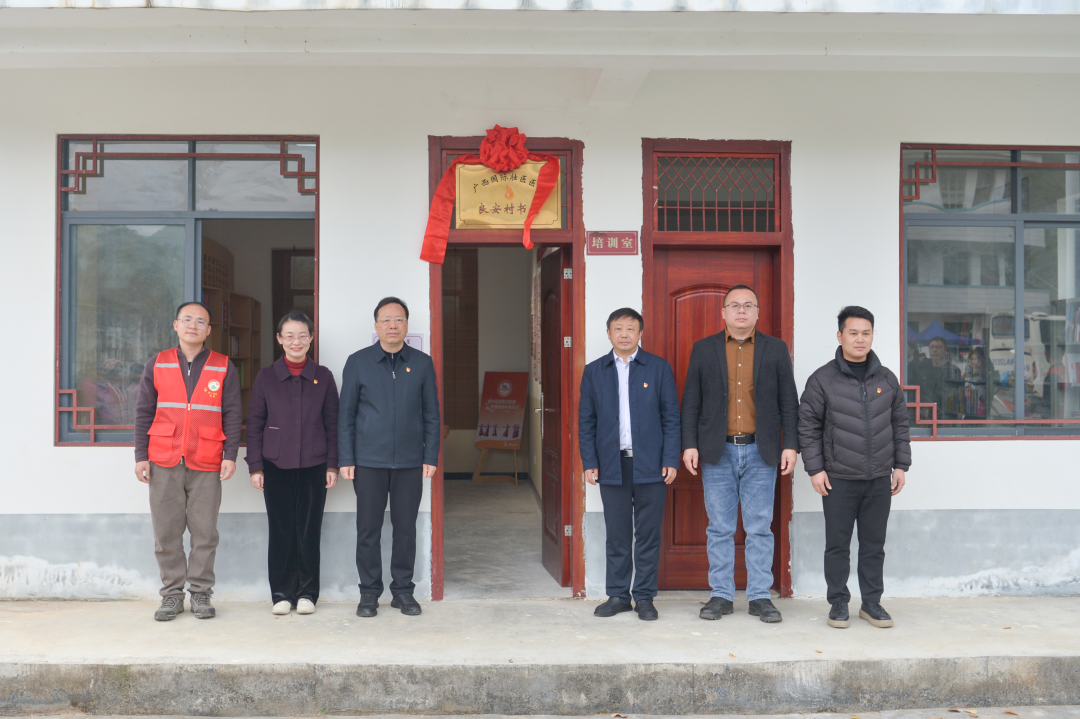 d03b230f38c64ce5c32f91b220c51e28 (1)