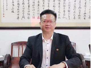 韦英才  院长、副书记